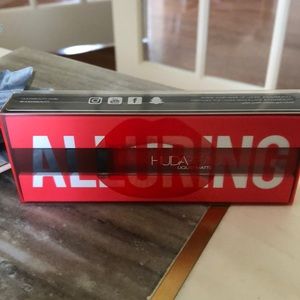 New- Huda Beauty Alluring Liquid Matte Lip